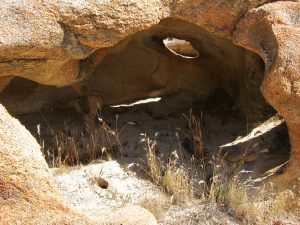 Small rock shelter in Carrizo Creek